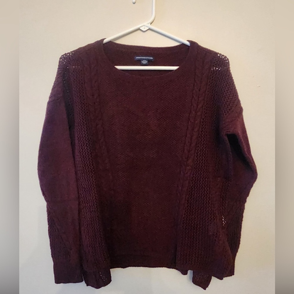 Womens American eagle sweater size small